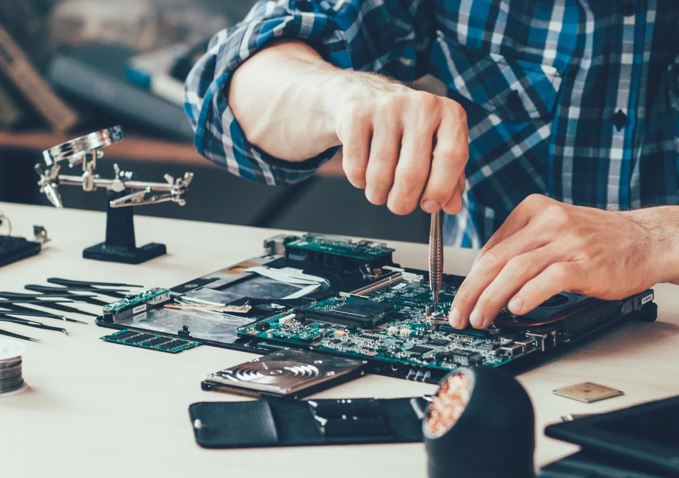 Atelier de réparation - magasin informatique